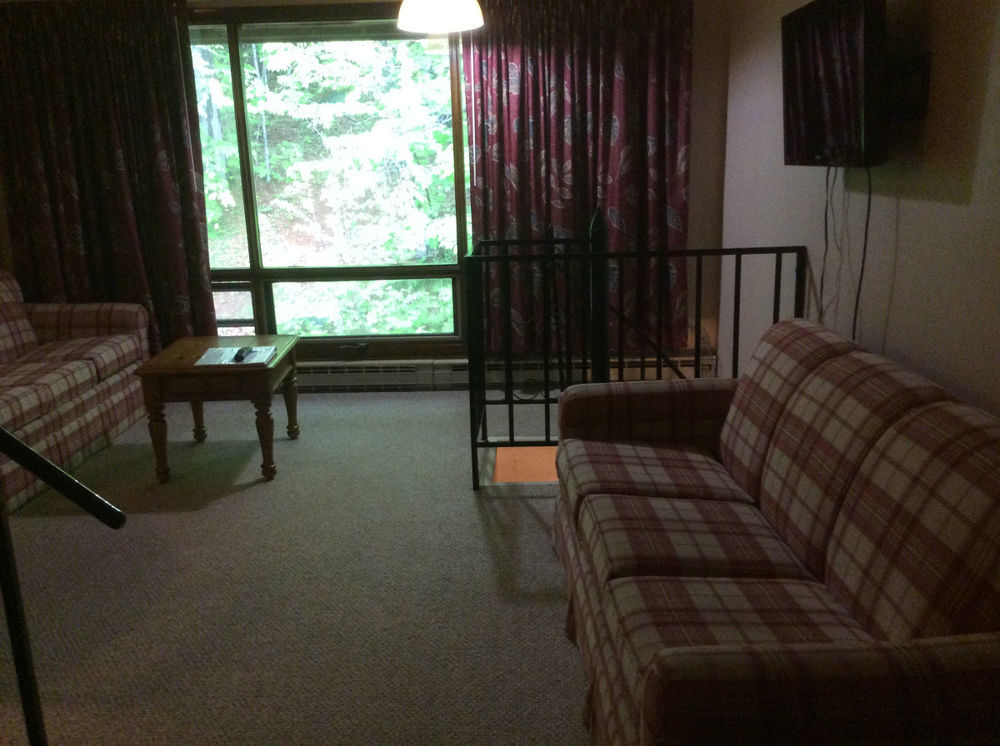 Stoneham Evergreen Valley Inn المظهر الخارجي الصورة